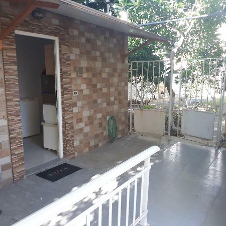 Апартаменты Vivian'S Small House Родос Экстерьер фото